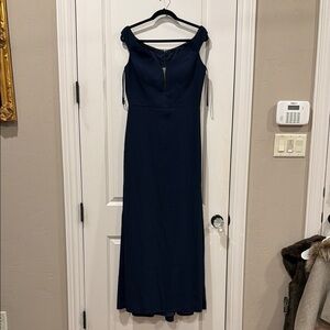 Elegant Navy Blue off shoulder Evening Gown size 10